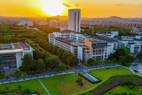 东华大学AM：新型超弹性陶瓷气凝胶，可在1300℃火焰下完好无损